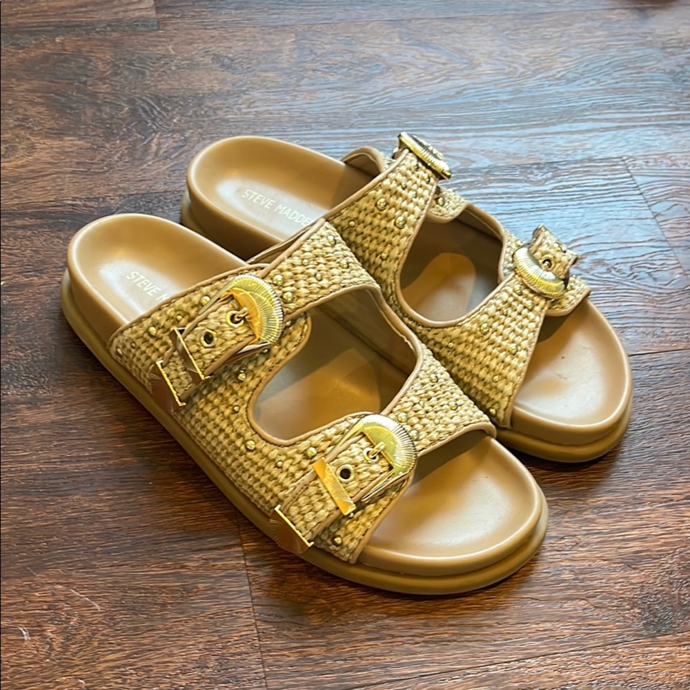 Steve Madden Sandals